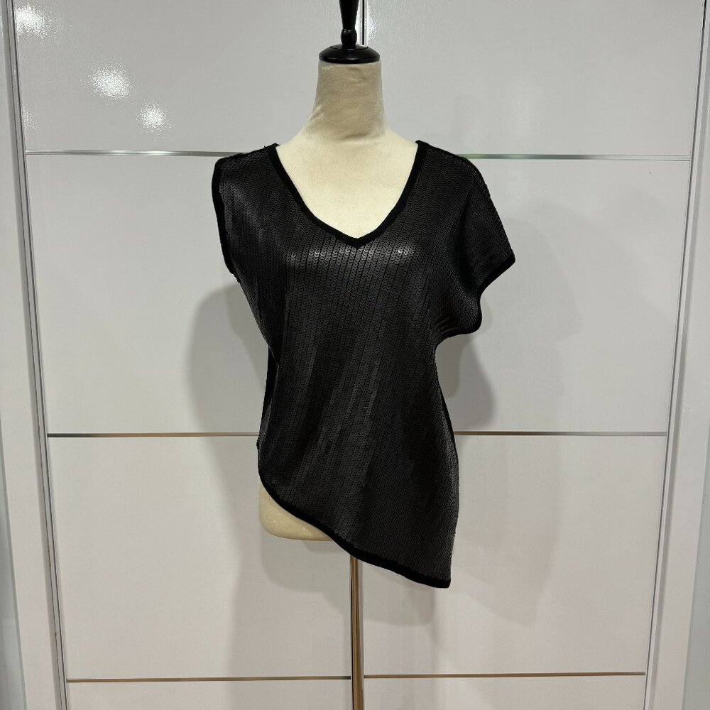 Prins sequin asymmetrical V-Neck top NWT, Size L